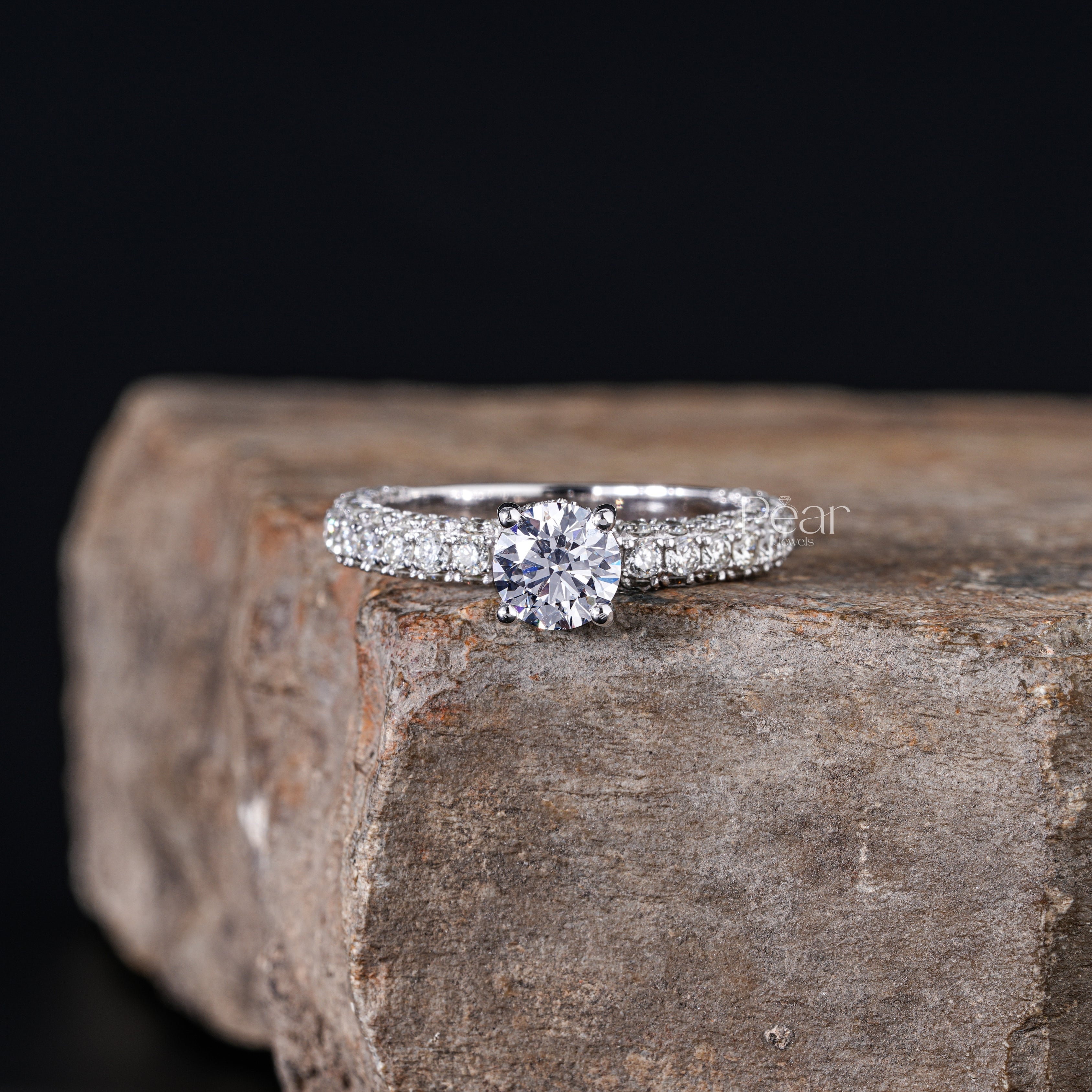 0.75Ct Hidden Halo Round Lab Grown Engagement Ring - Pear Jewels